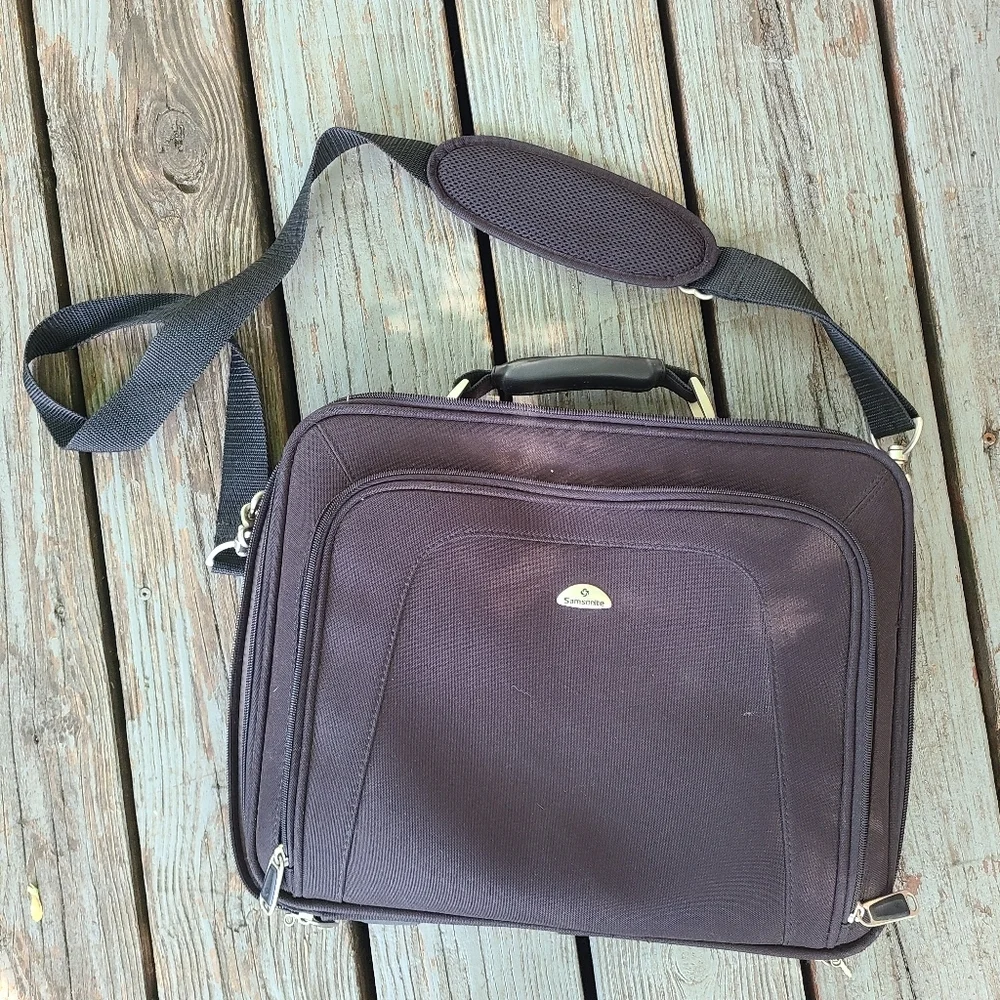 Samsonite Computer Laptop Bag Portfolio Messenger Bag Travel Case Black